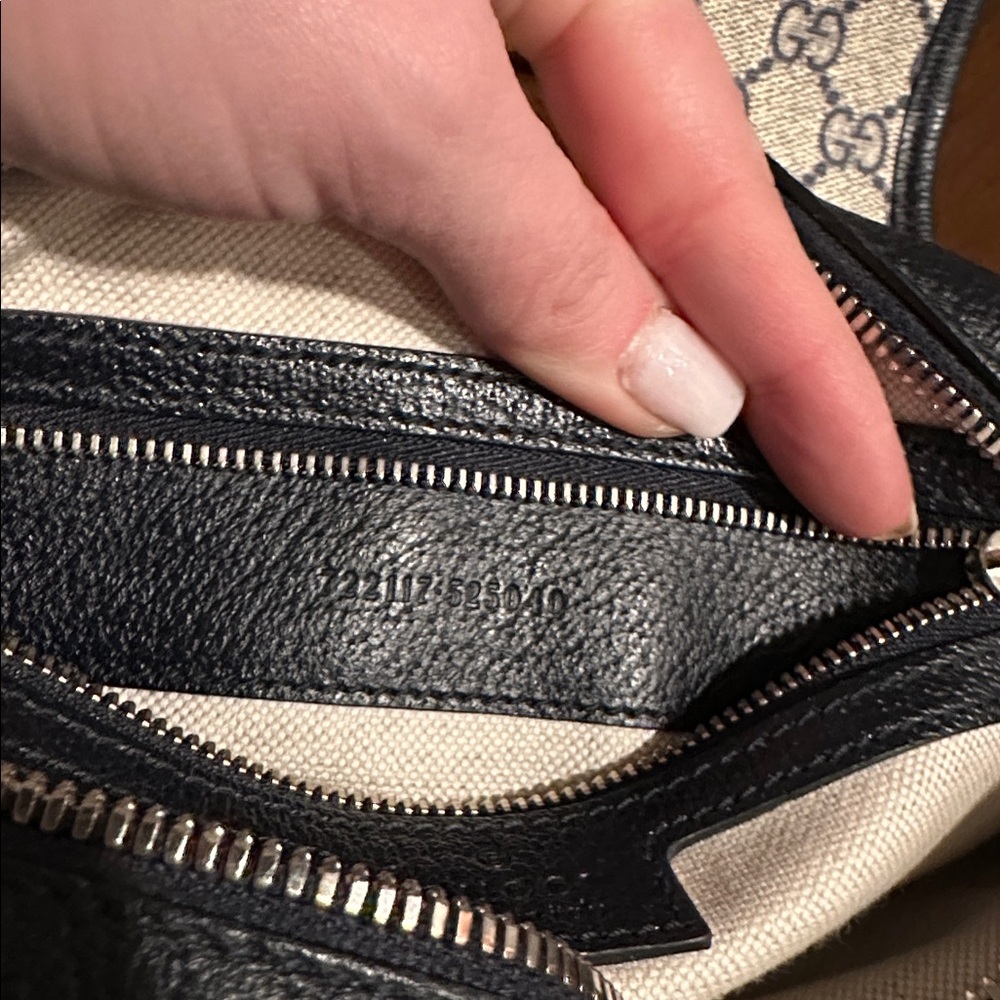 Gucci monogram crossbody - Picture 10 of 14